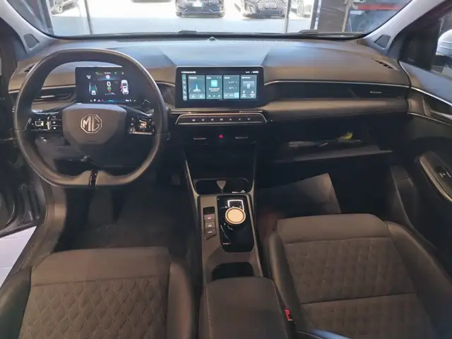 MG MG3 view 7