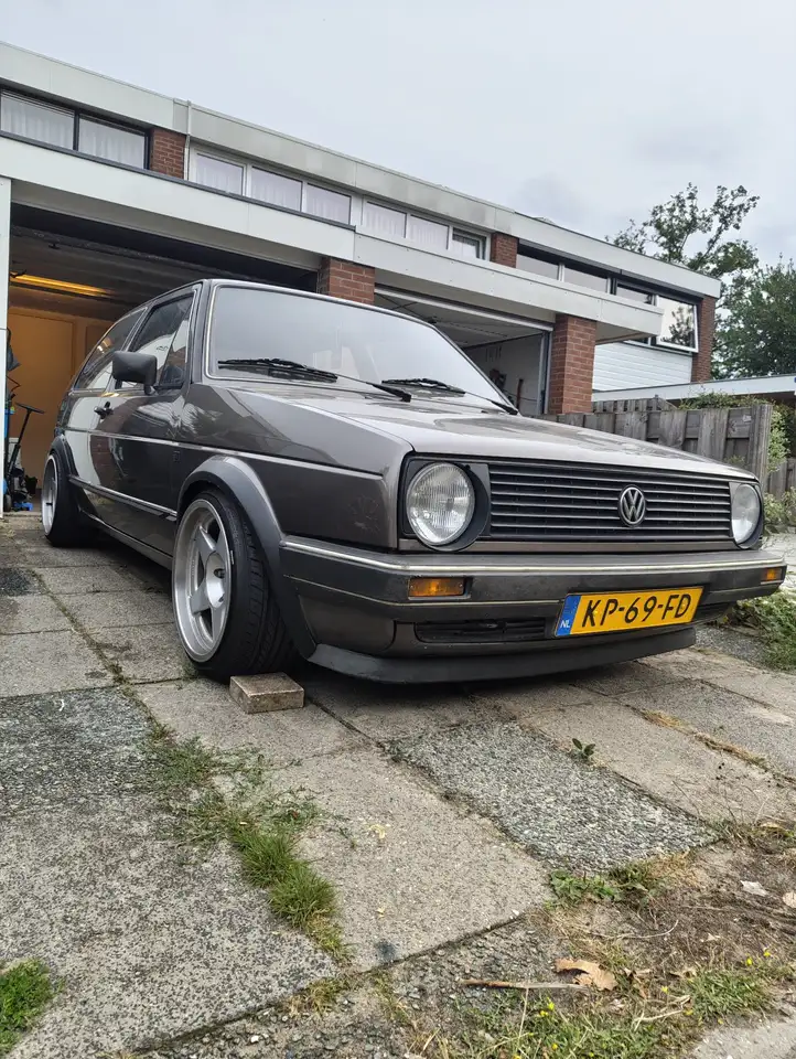 Volkswagen Golf 1.6, foto 1