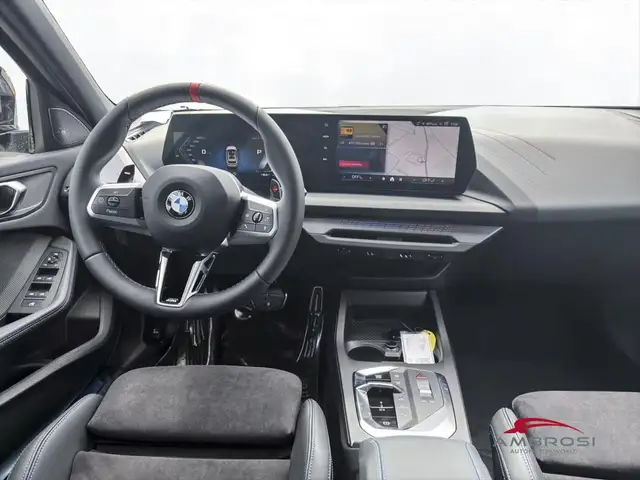 BMW 1 Series view 15