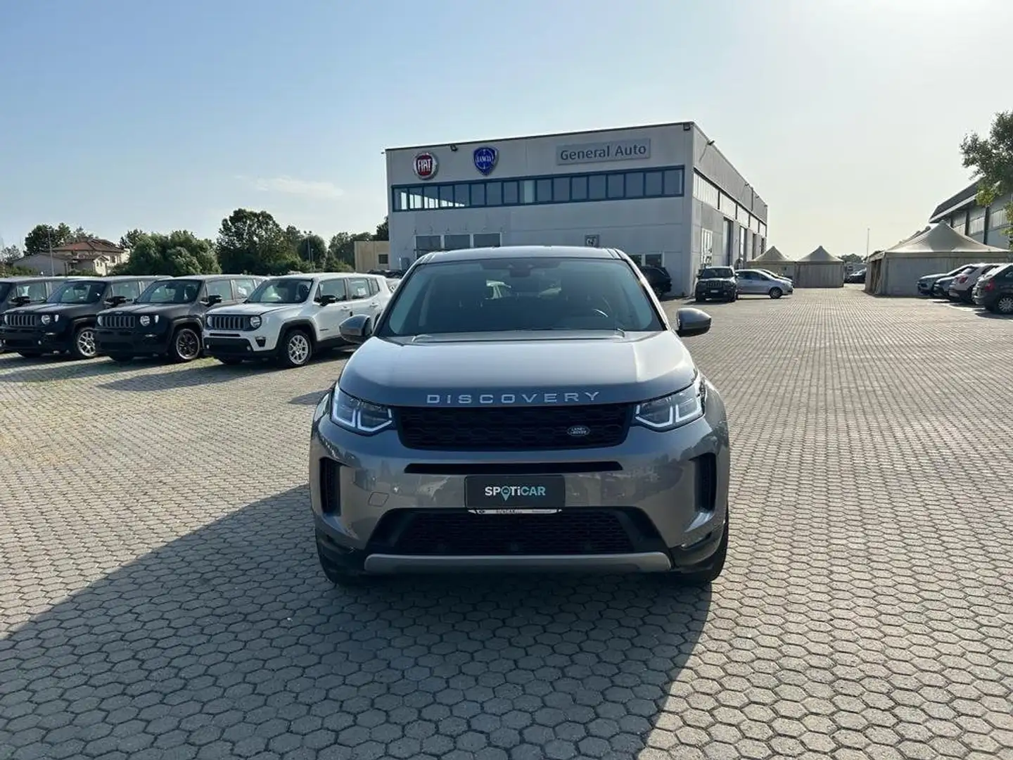 Land Rover Discovery Sport I 2.0d ed4 R-Dynamic fwd 150cv Gris - 2