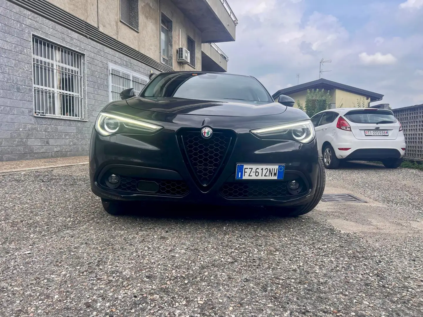 Alfa Romeo Stelvio Stelvio 2017 2.2 t Sport Tech rwd 160cv auto Nero - 2