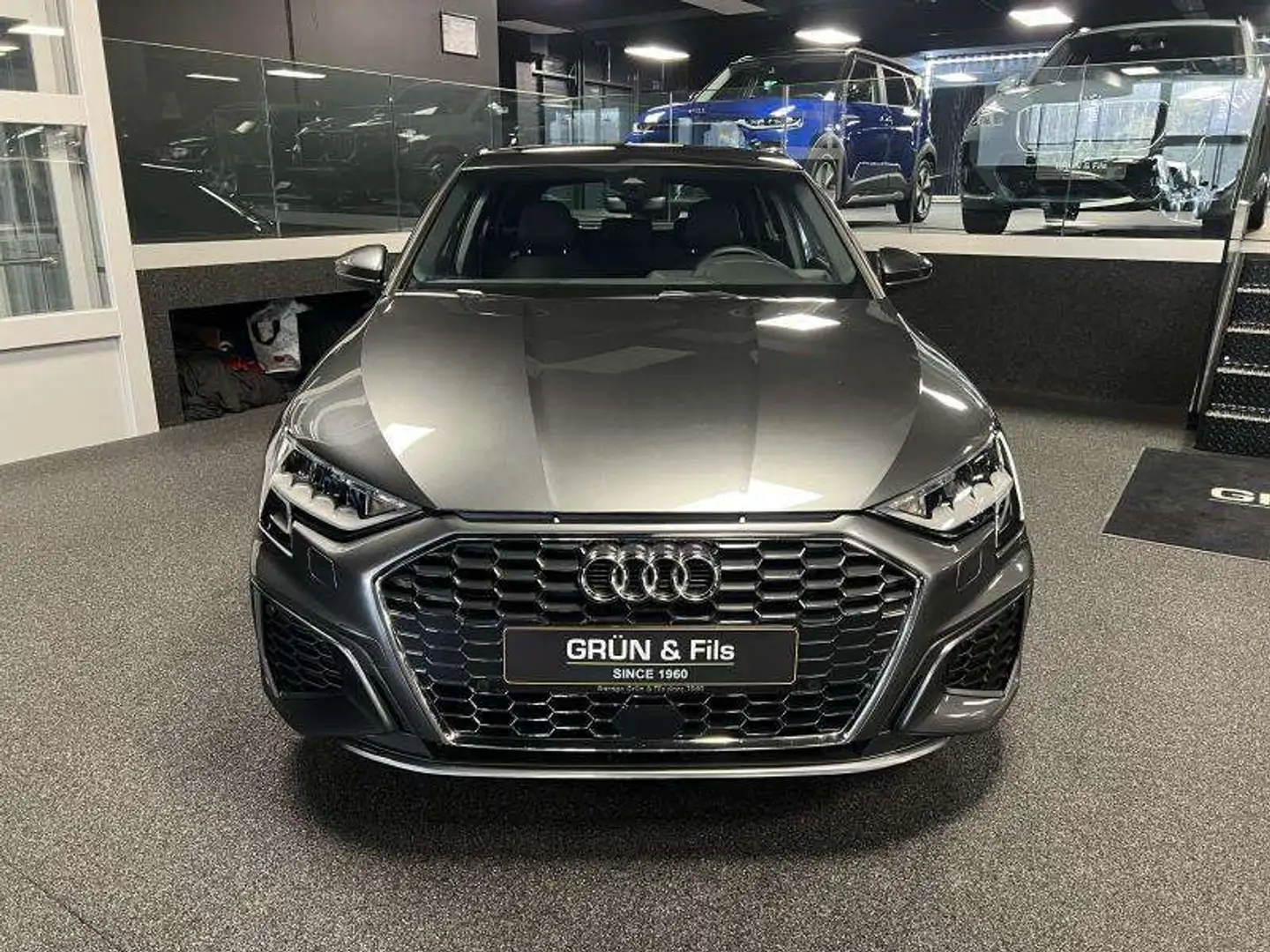 Audi A3 2.0 TDI SPORTBACK SLINE Noir - 2