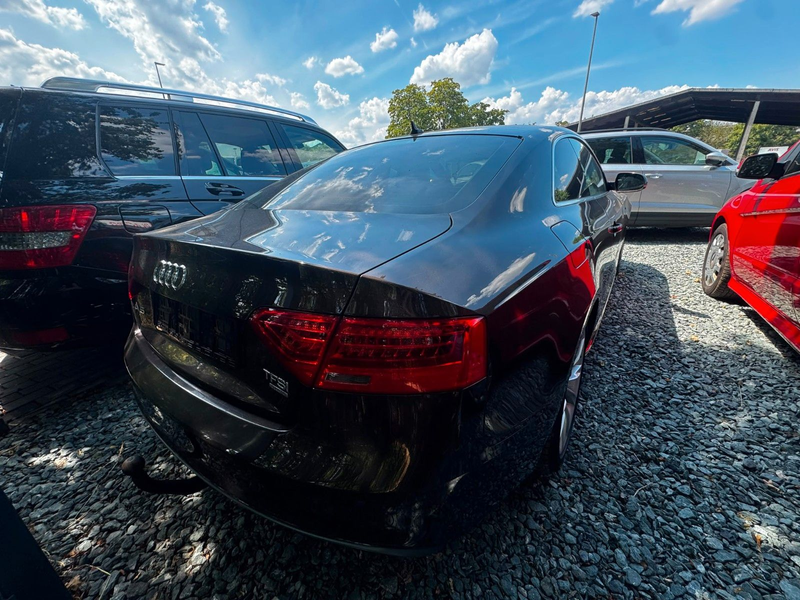 Audi A5 Coupe 2.0 TFSI quattro — photo 6
