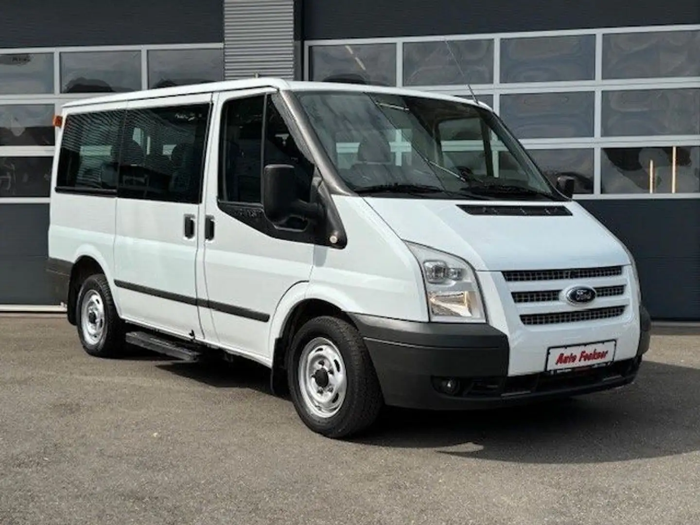 Ford Transit 2.2 TDCi Trend 9-Sitzer Bus Klima Tempo. Blanco - 2