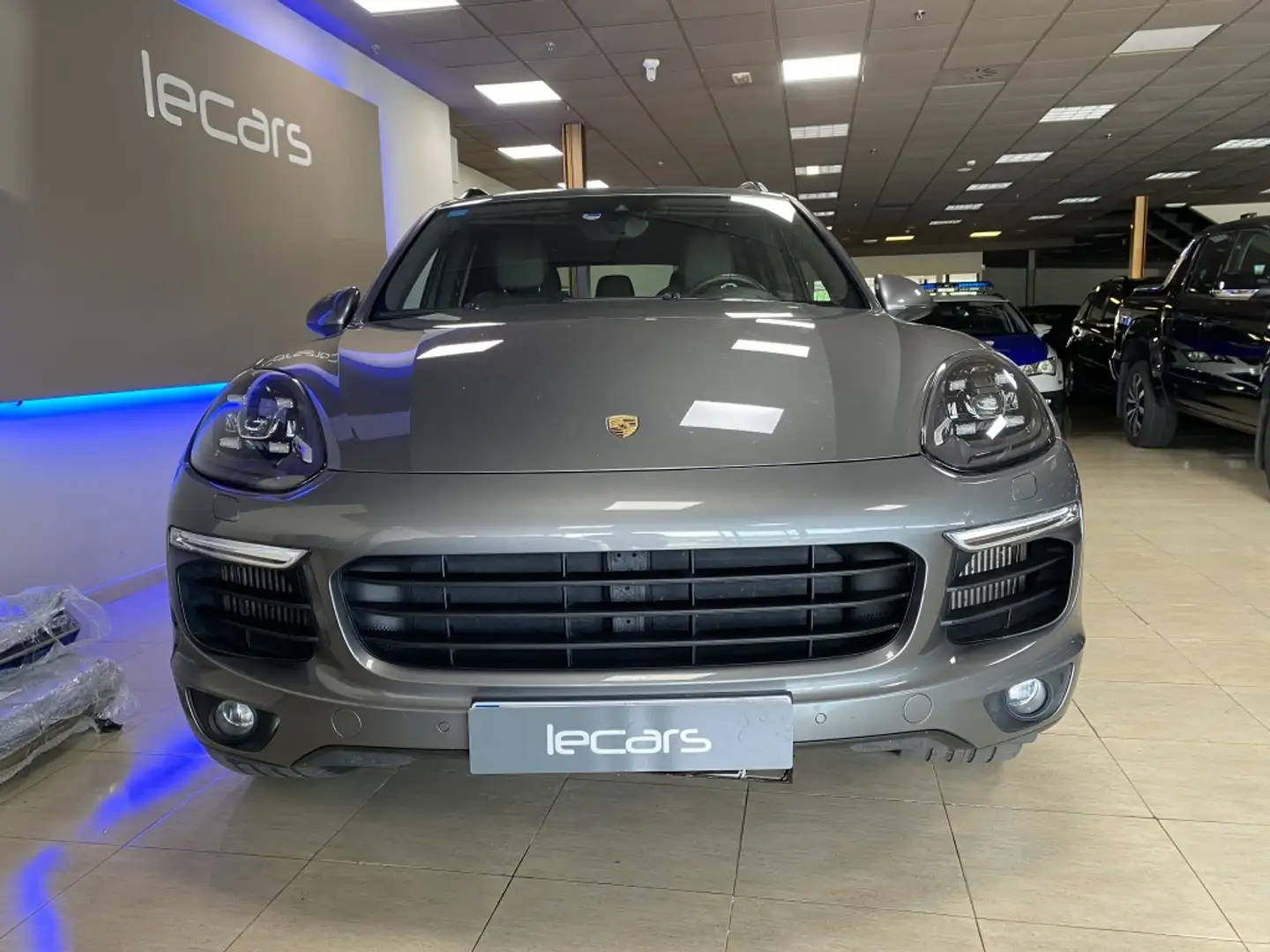 Porsche Cayenne S Diesel Aut. Gris - 2