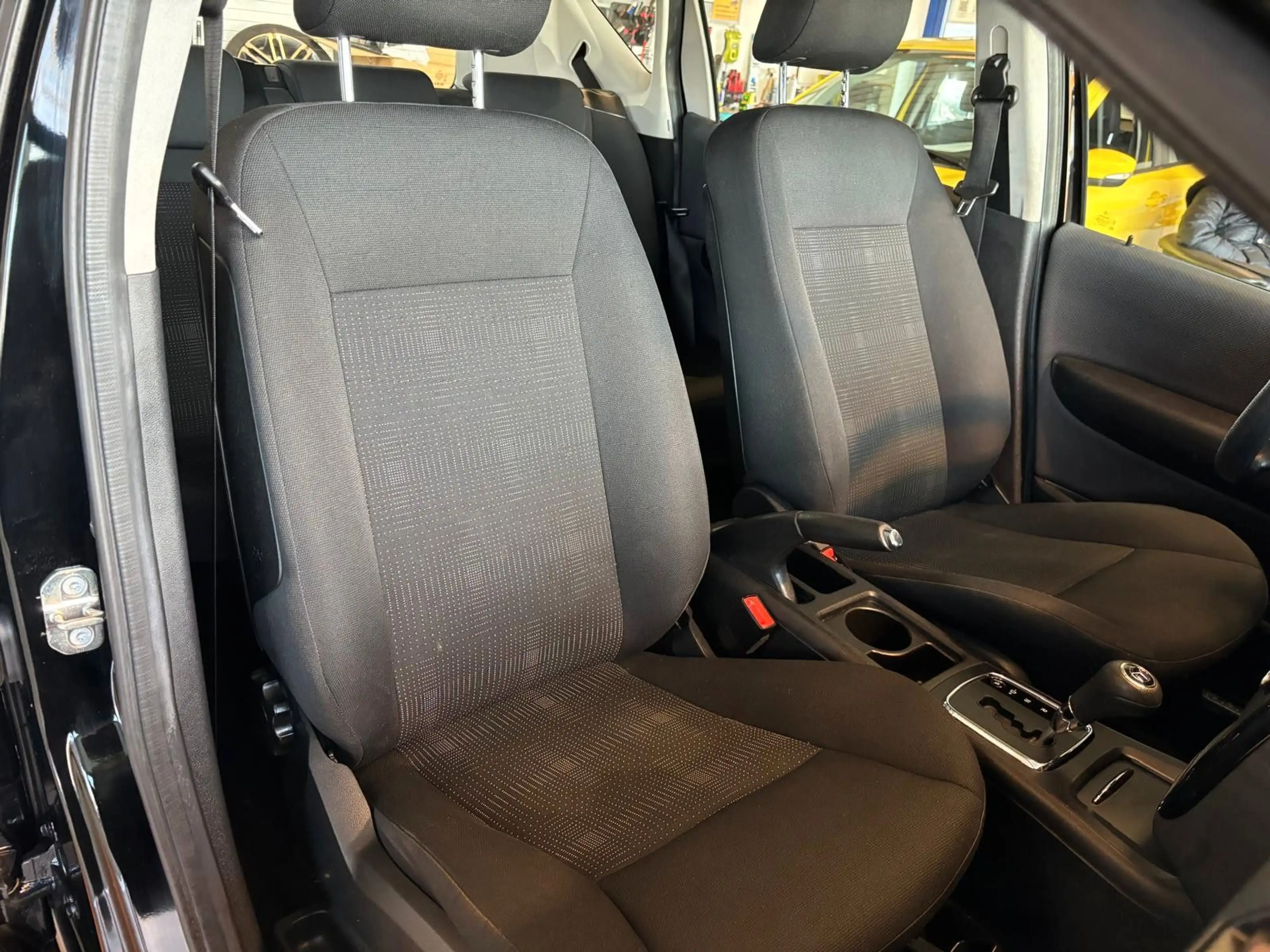 Mercedes-Benz A 150 / Automatik / 64TKM /  Klima / Tempomat — photo 14