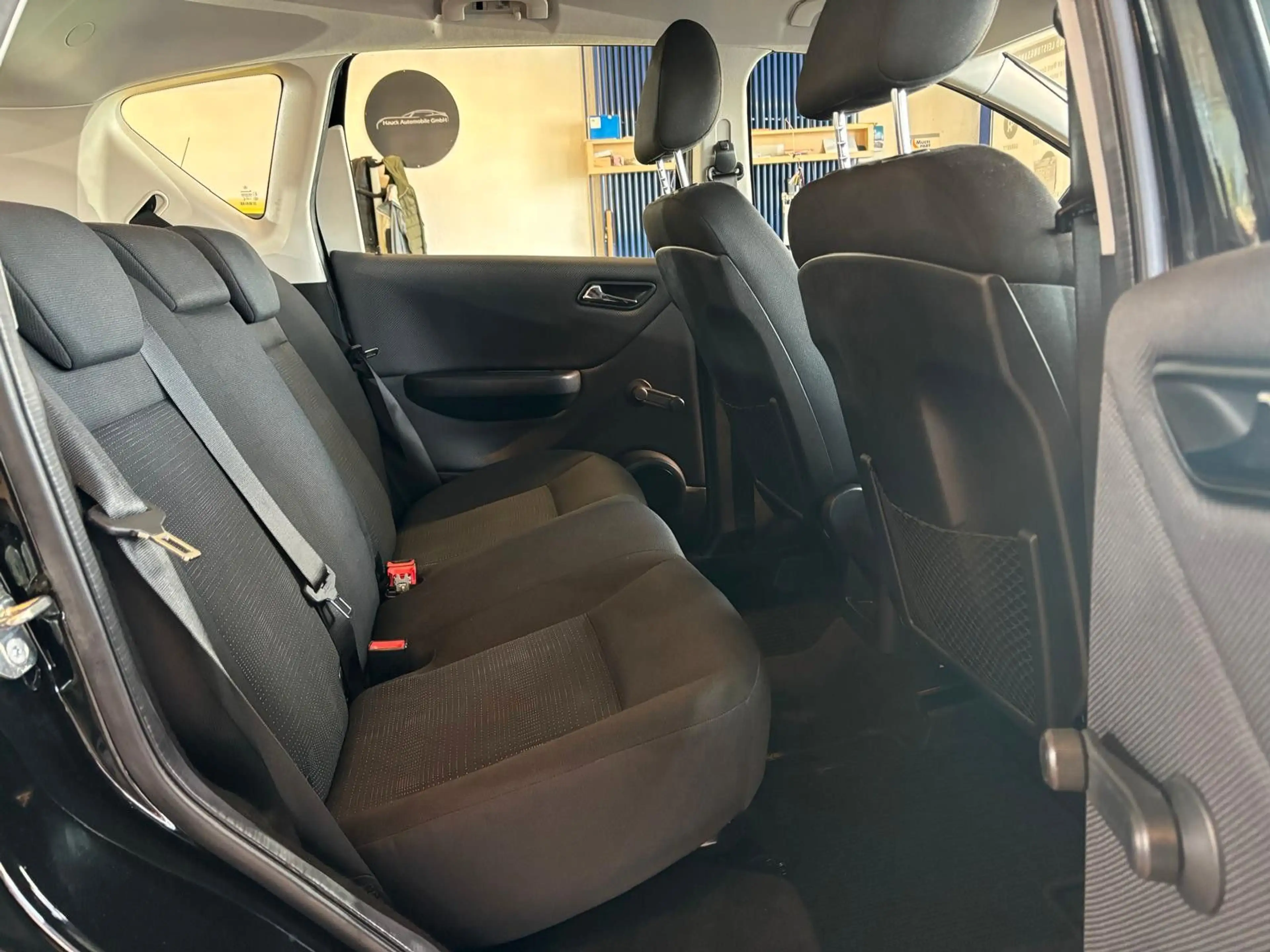 Mercedes-Benz A 150 / Automatik / 64TKM /  Klima / Tempomat — photo 12