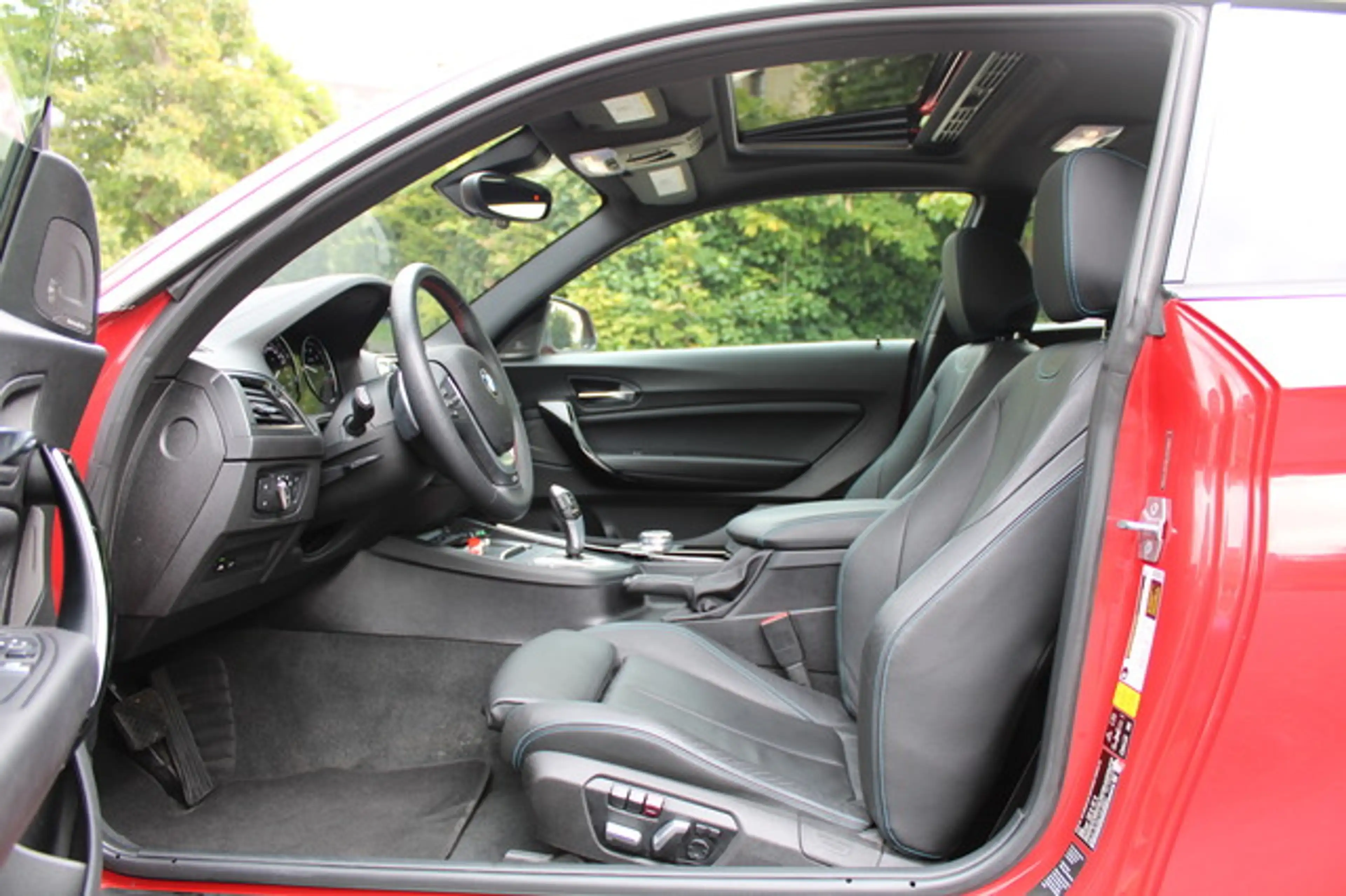 BMW 230 i xDrive Sport Line Aut. Leder/Navi/Kamera — photo 6