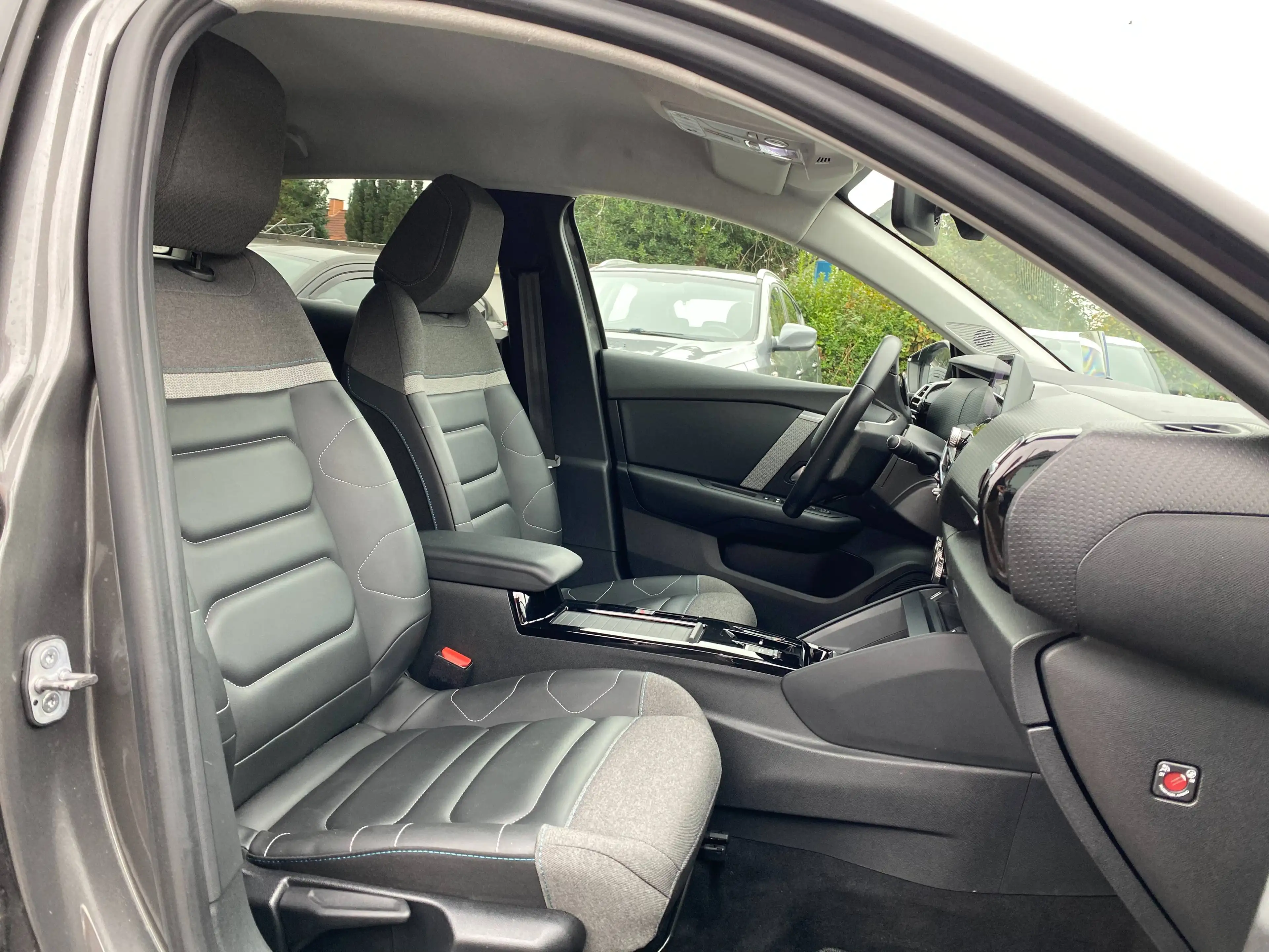 Citroen C4 Shine Automatik — photo 10