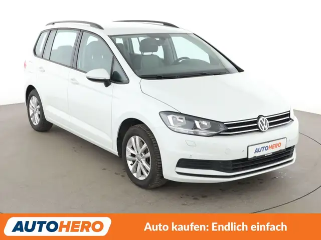 Volkswagen Touran view 8