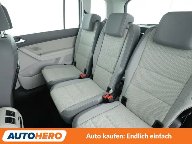Volkswagen Touran view 14