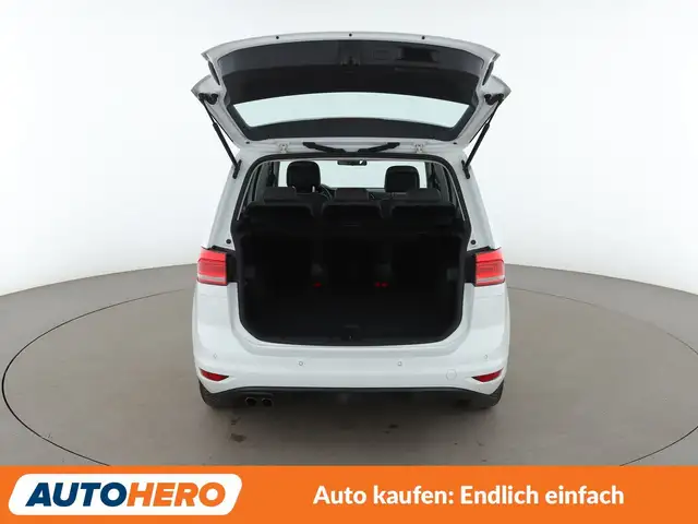 Volkswagen Touran view 16