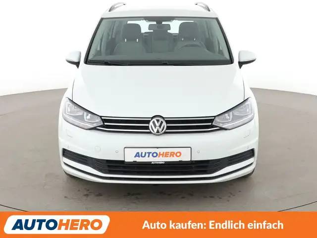 Volkswagen Touran view 9