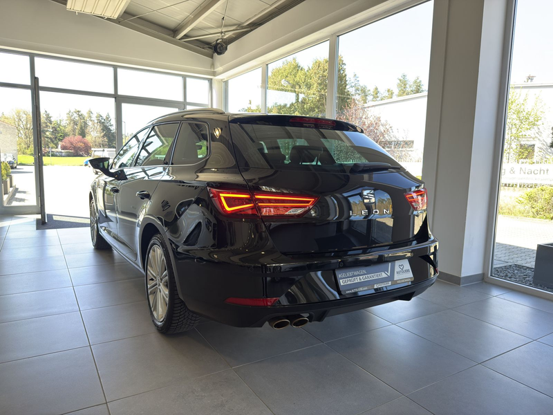 SEAT Leon 1.5 TSI Xcellence AHK*PANO*LED*DAB*RFK*BEAT — photo 4
