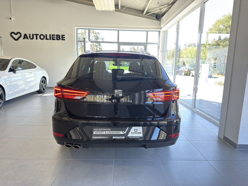 SEAT Leon 1.5 TSI Xcellence AHK*PANO*LED*DAB*RFK*BEAT — photo 6