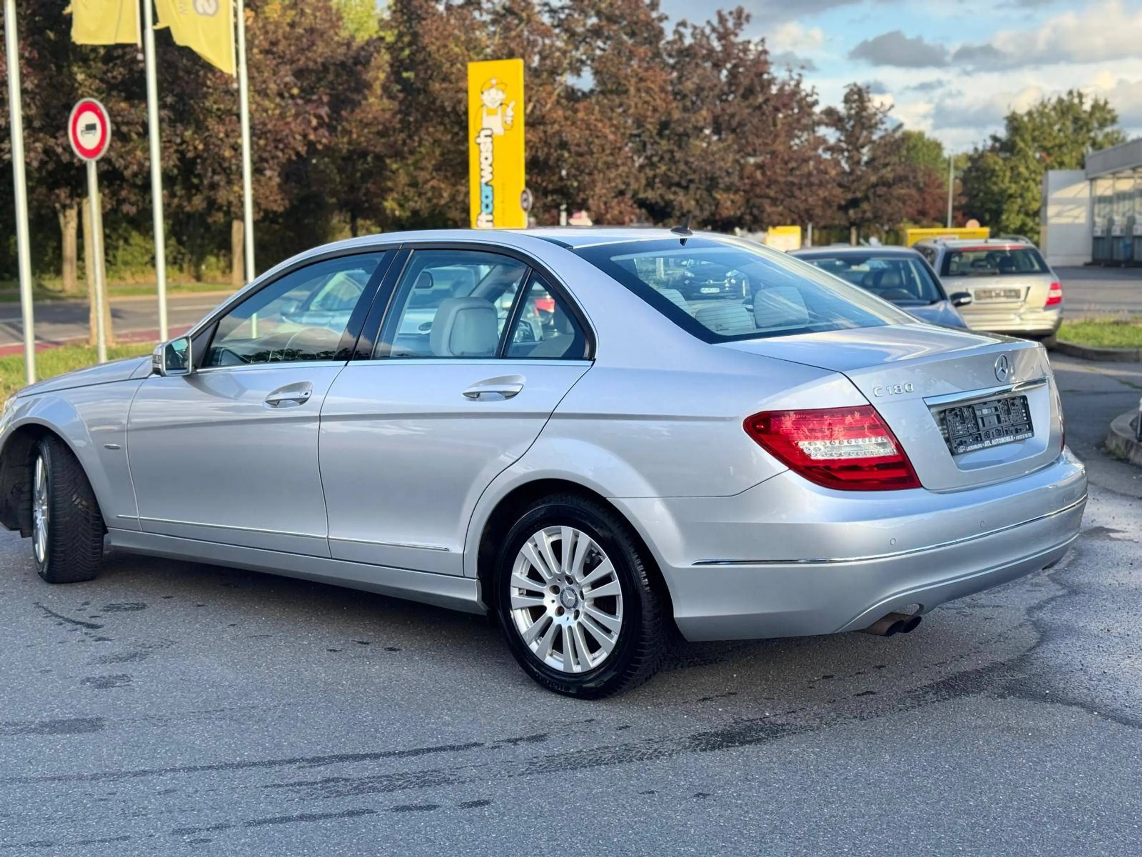 Mercedes-Benz C 180 C 180 CGI BlueEfficiency (204.049) — photo 2