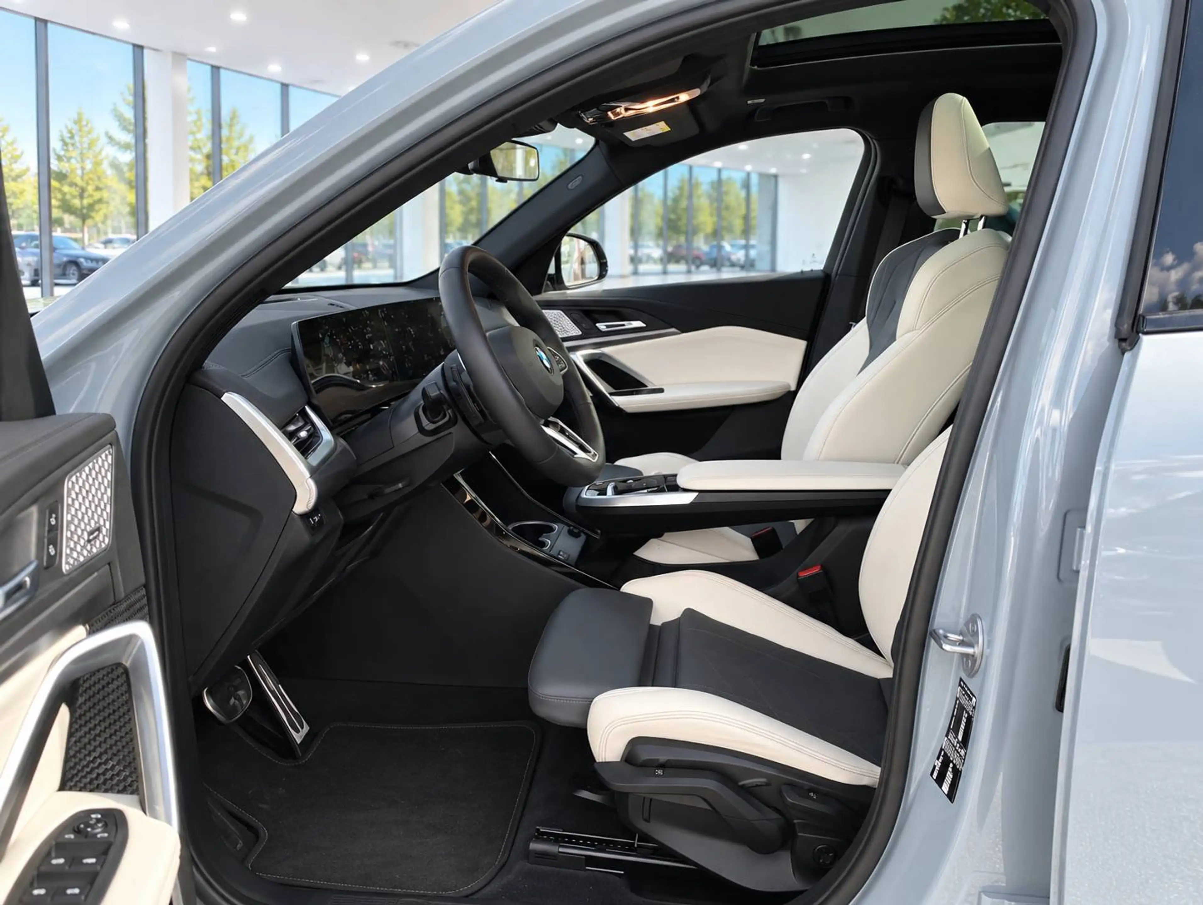 BMW X2 20 d sDrive M Sport/PANORAM/SHZ/KAMERA/PDC/VOLL — photo 6