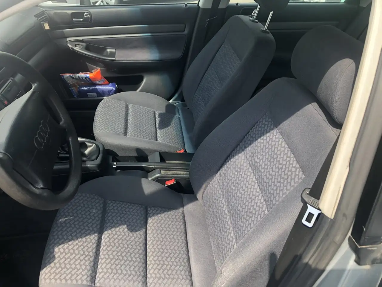 Audi A4 A 1,8, foto 6