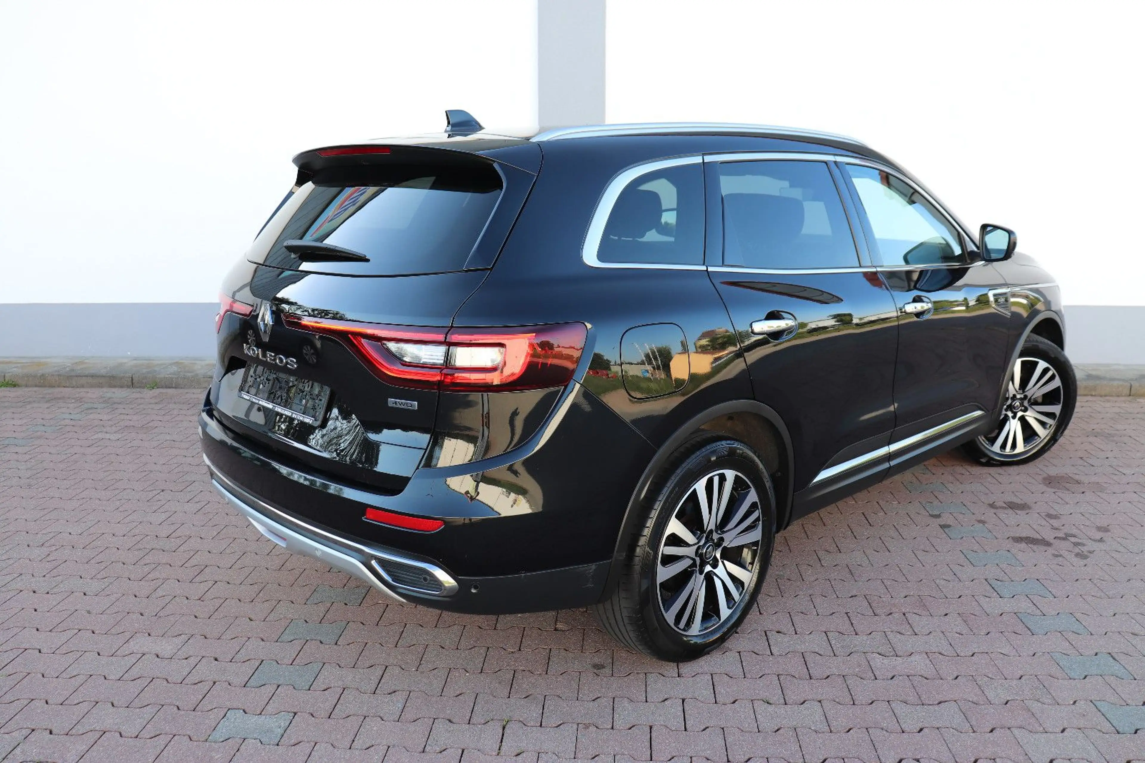 Renault Koleos KOLEOS INITIALEPARIS 2.0d AUT.4x4*PANORAMA*VOLLA — photo 2