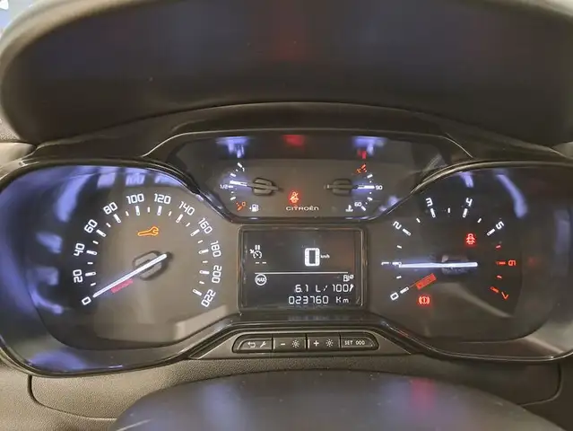 Citroen C3 view 12