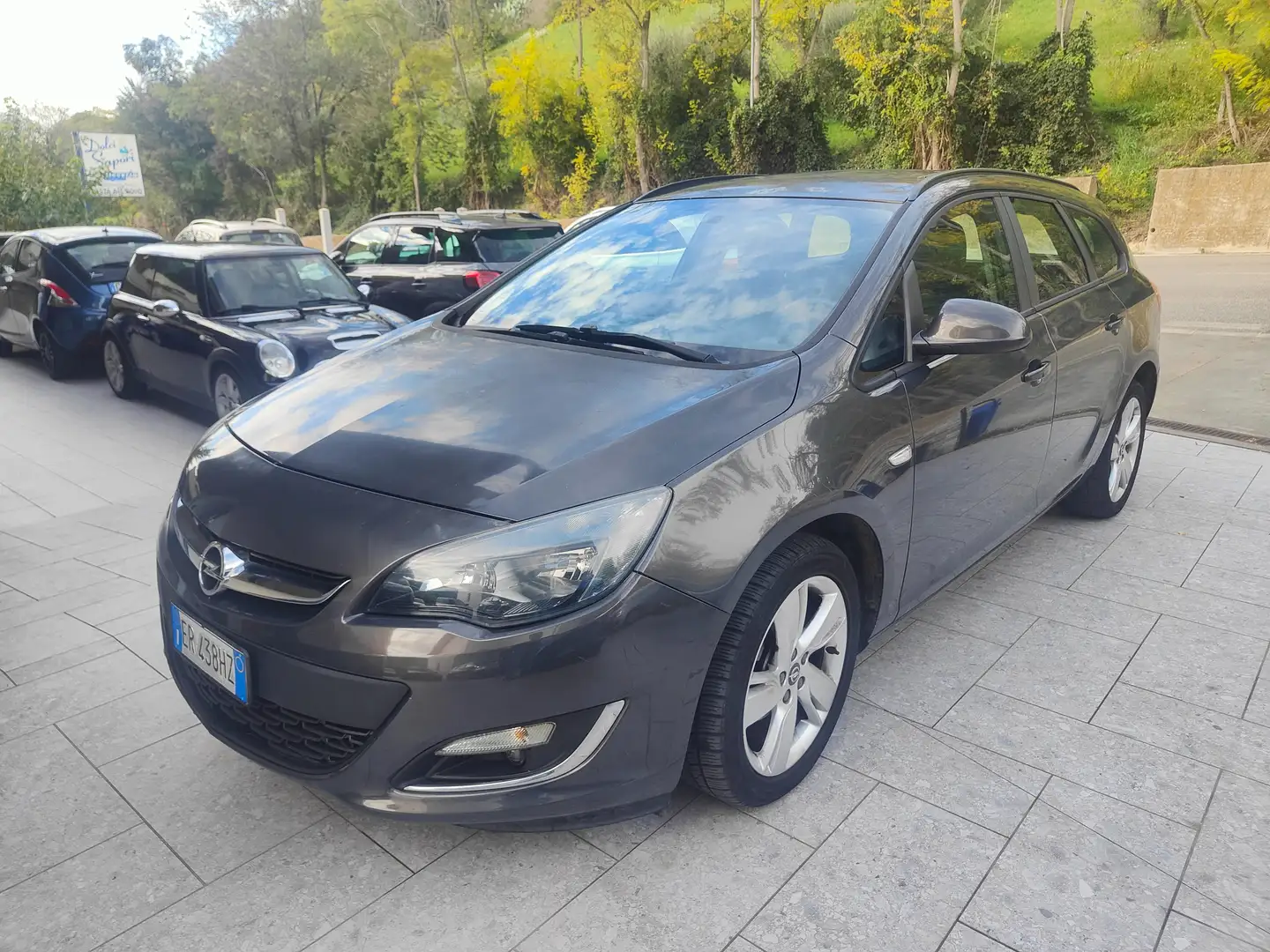 Opel Astra Sports Tourer 1.4 t Elective Gpl-tech 140cv Grigio - 2