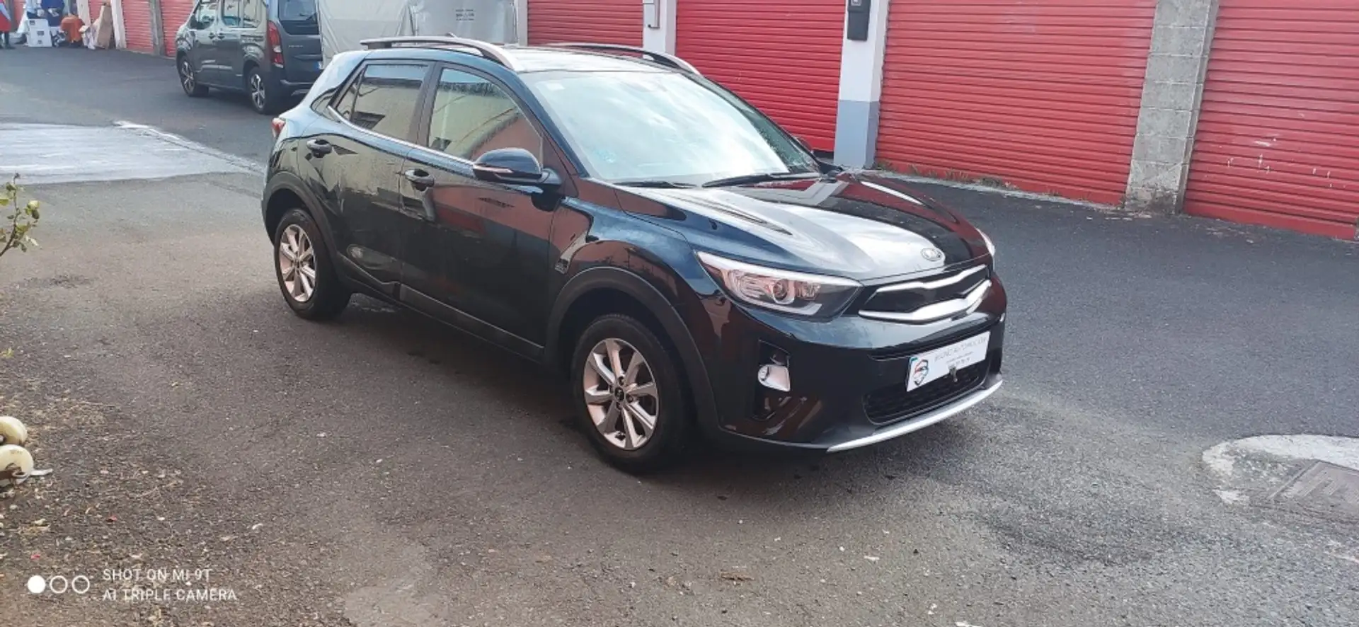 Kia Stonic 1.2 CVVT Eco-Dynamic Drive 84 Negro - 1