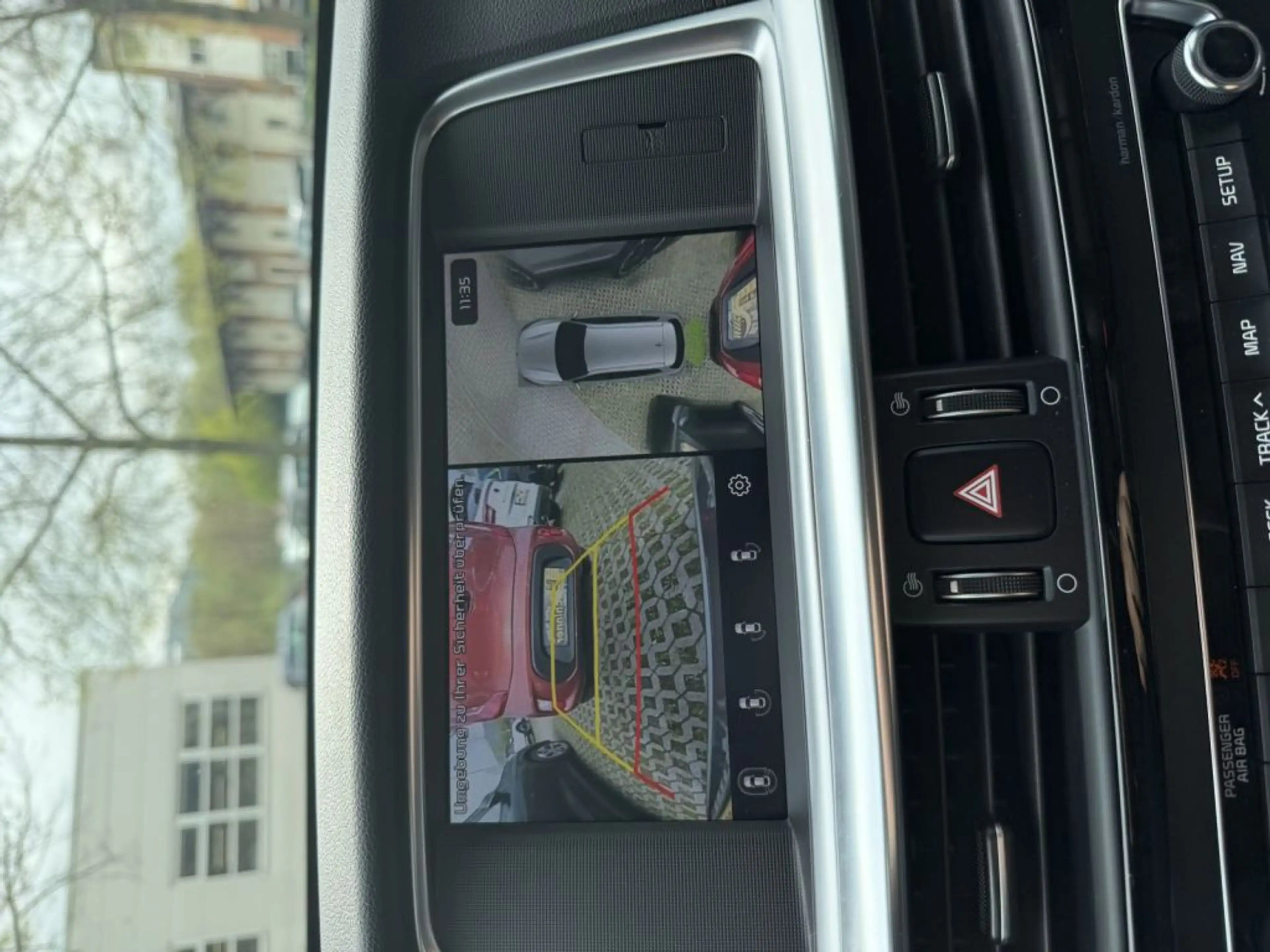 Kia Optima Sportswagon 2.0 GDI Plug-In Hybrid Spirit — photo 6