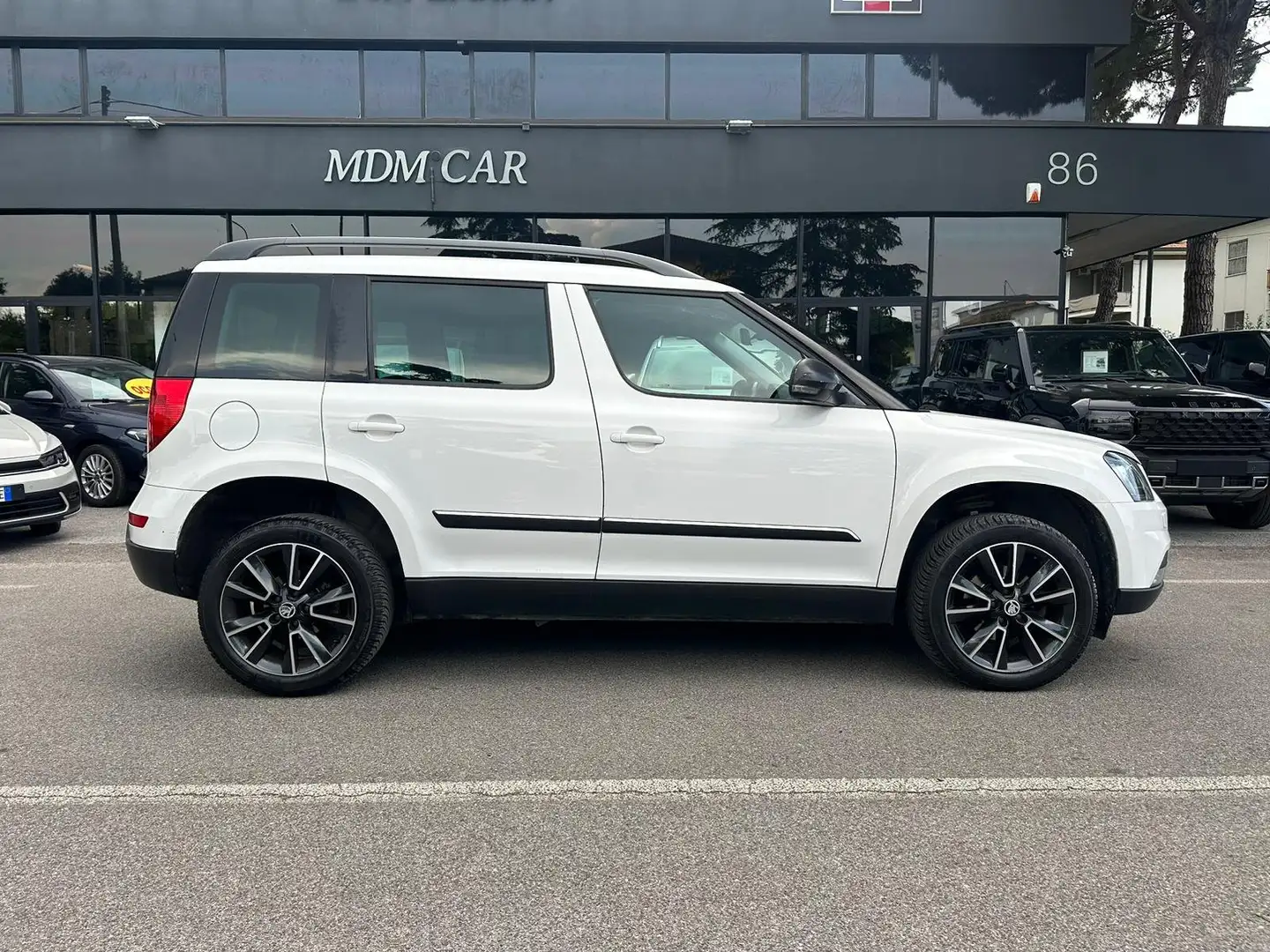 Skoda Yeti 2.0 tdi Ambition 110cv N1 AUTOCARRO Blanc - 2