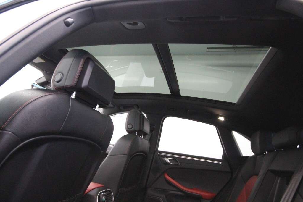 2020 Porsche Macan PREMIUM / AWD thumb 27
