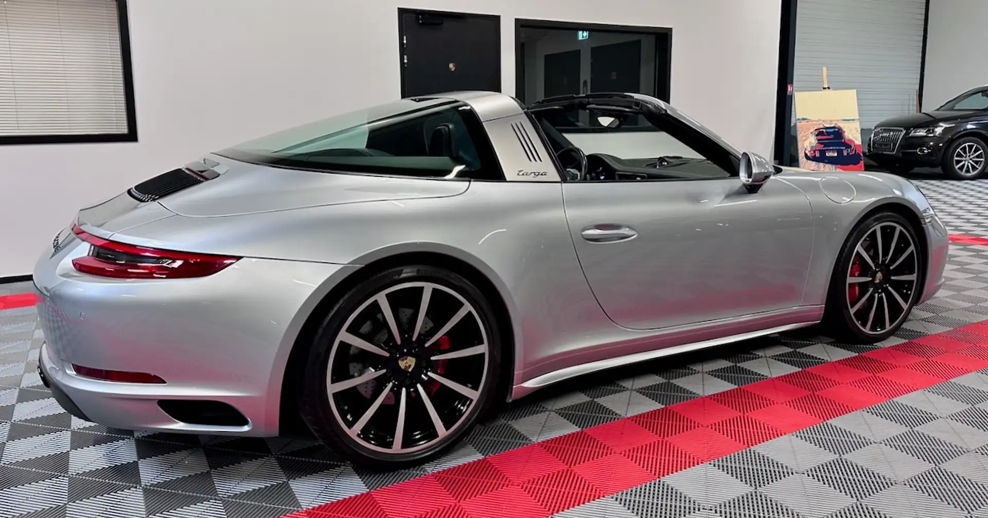 Porsche 911 911 Targa 4S 2016 은색 사진 6