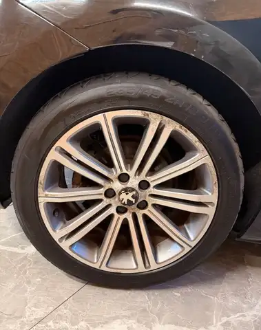 Peugeot RCZ view 9