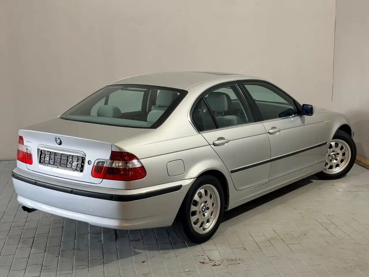 BMW 320 i 6 Zylinder Automatik Navi Einparkhilfe, foto 10