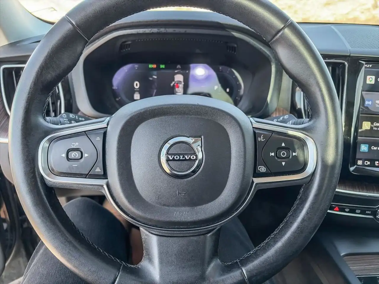 Volvo XC60 снимка Volvo XC60