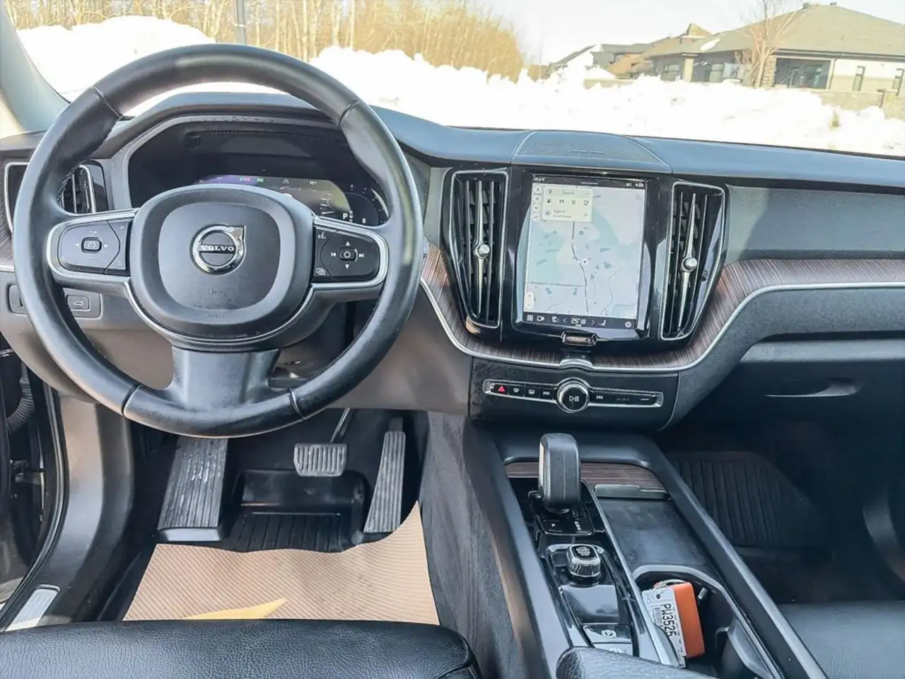 Volvo XC60 снимка Volvo XC60