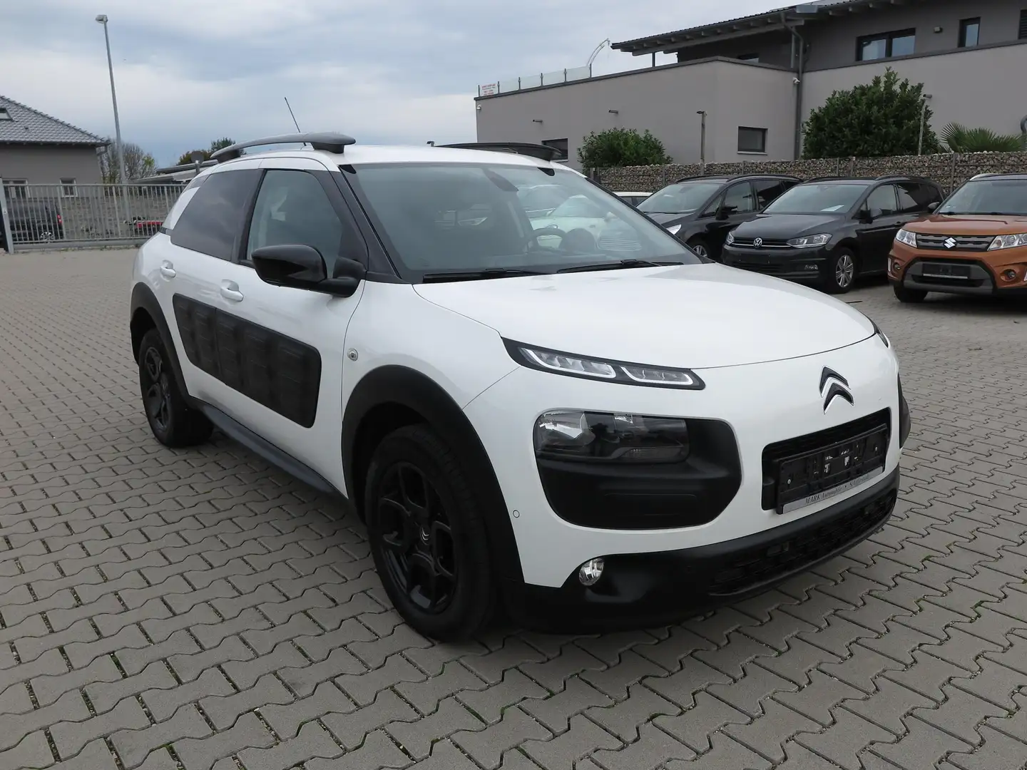 Citroen C4 Cactus Shine Weiß - 2