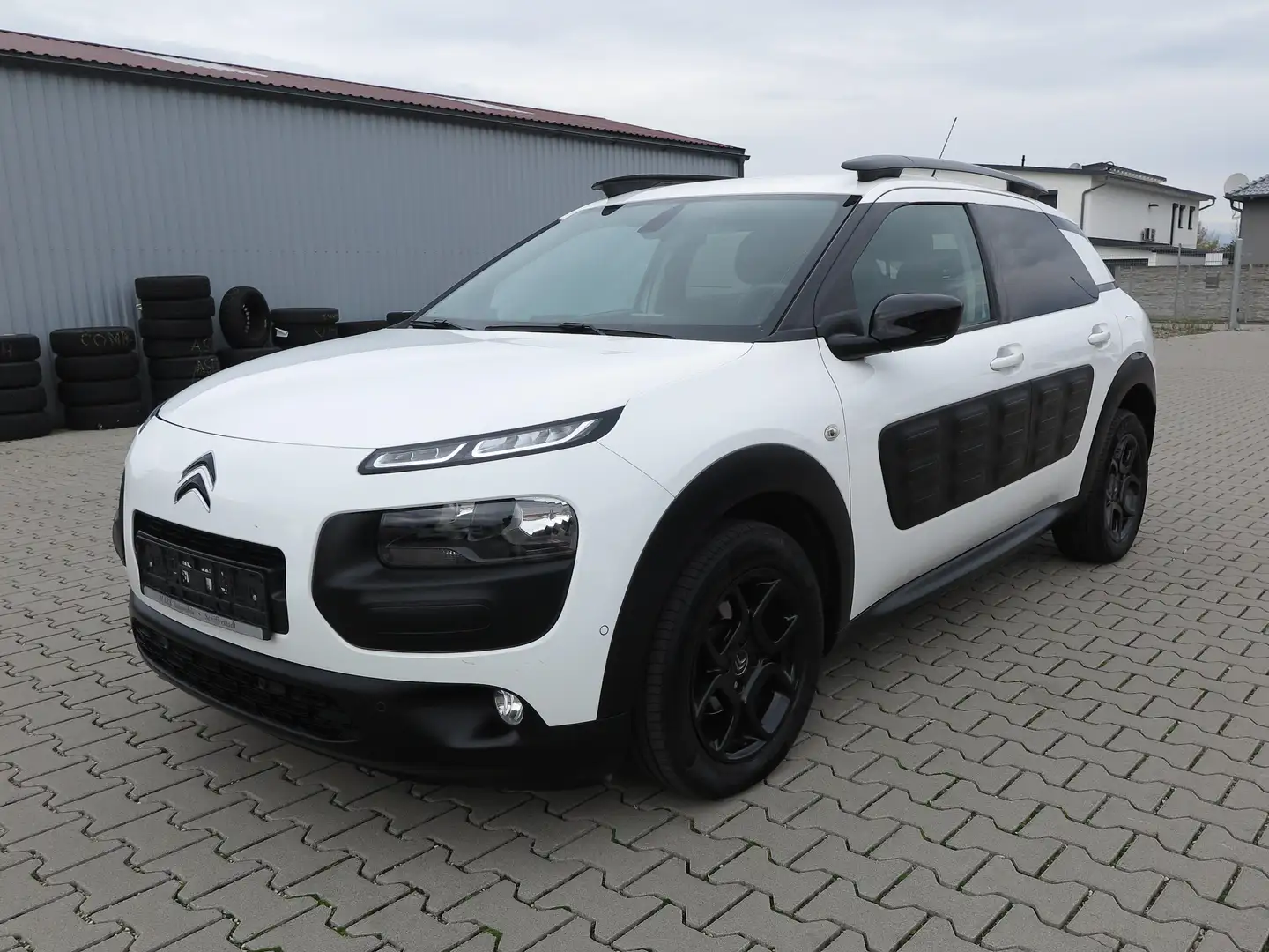 Citroen C4 Cactus Shine Weiß - 1