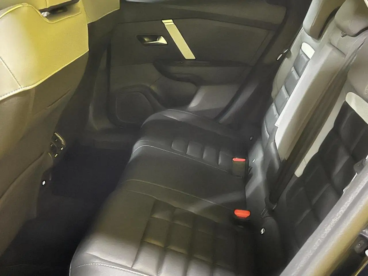 Citroen C4 Berline — photo 31