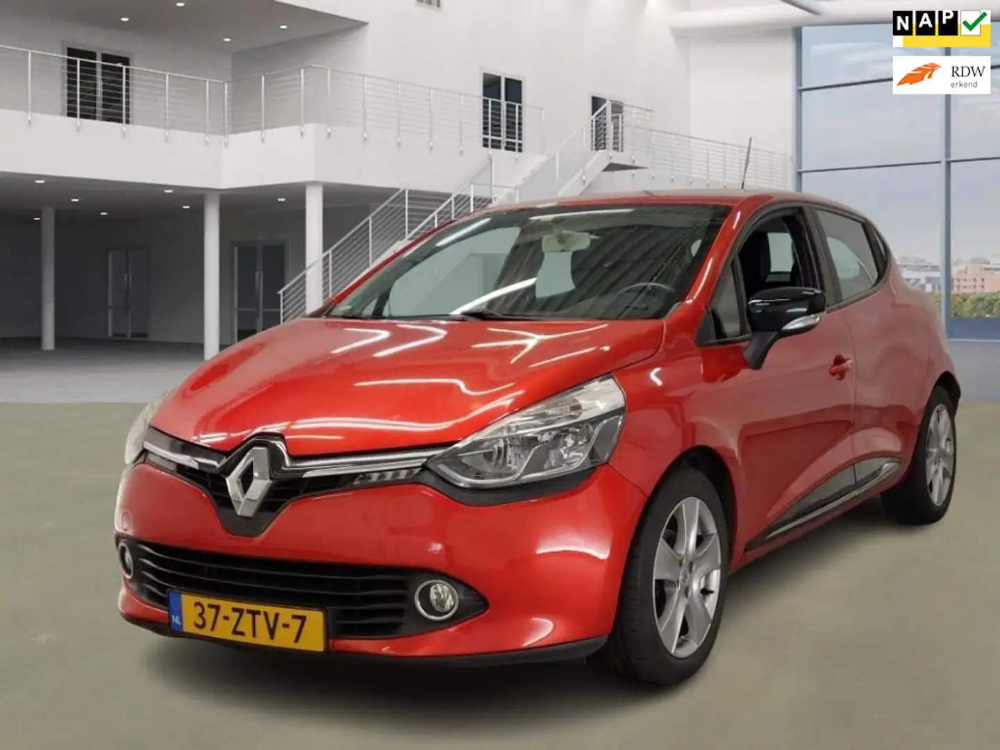 Renault Clio 0.9 TCe Expression Rood - 1