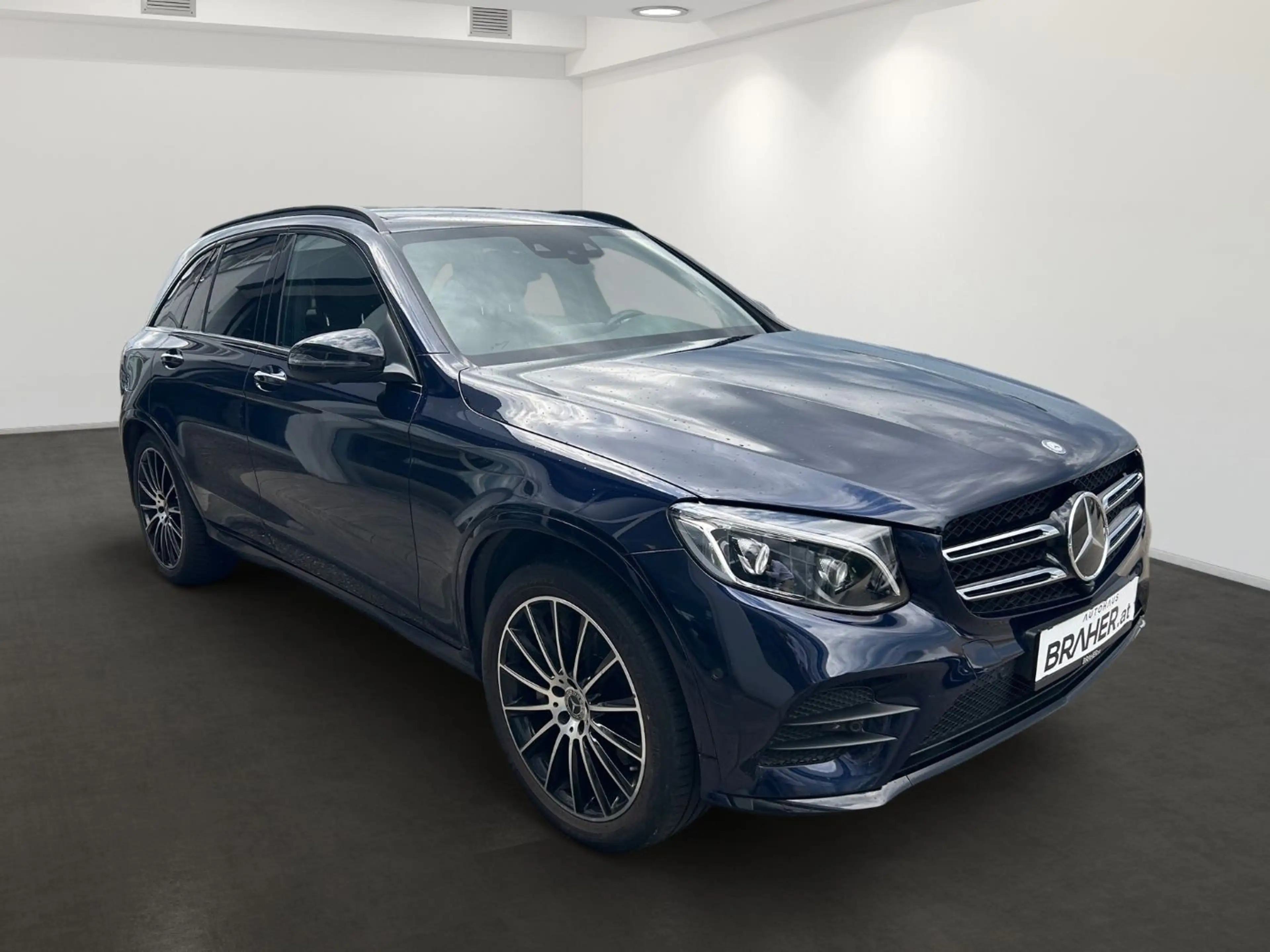 Mercedes-Benz GLC 350 d 4Matic AMG Line AMG Night FAP Ambi COM — photo 3