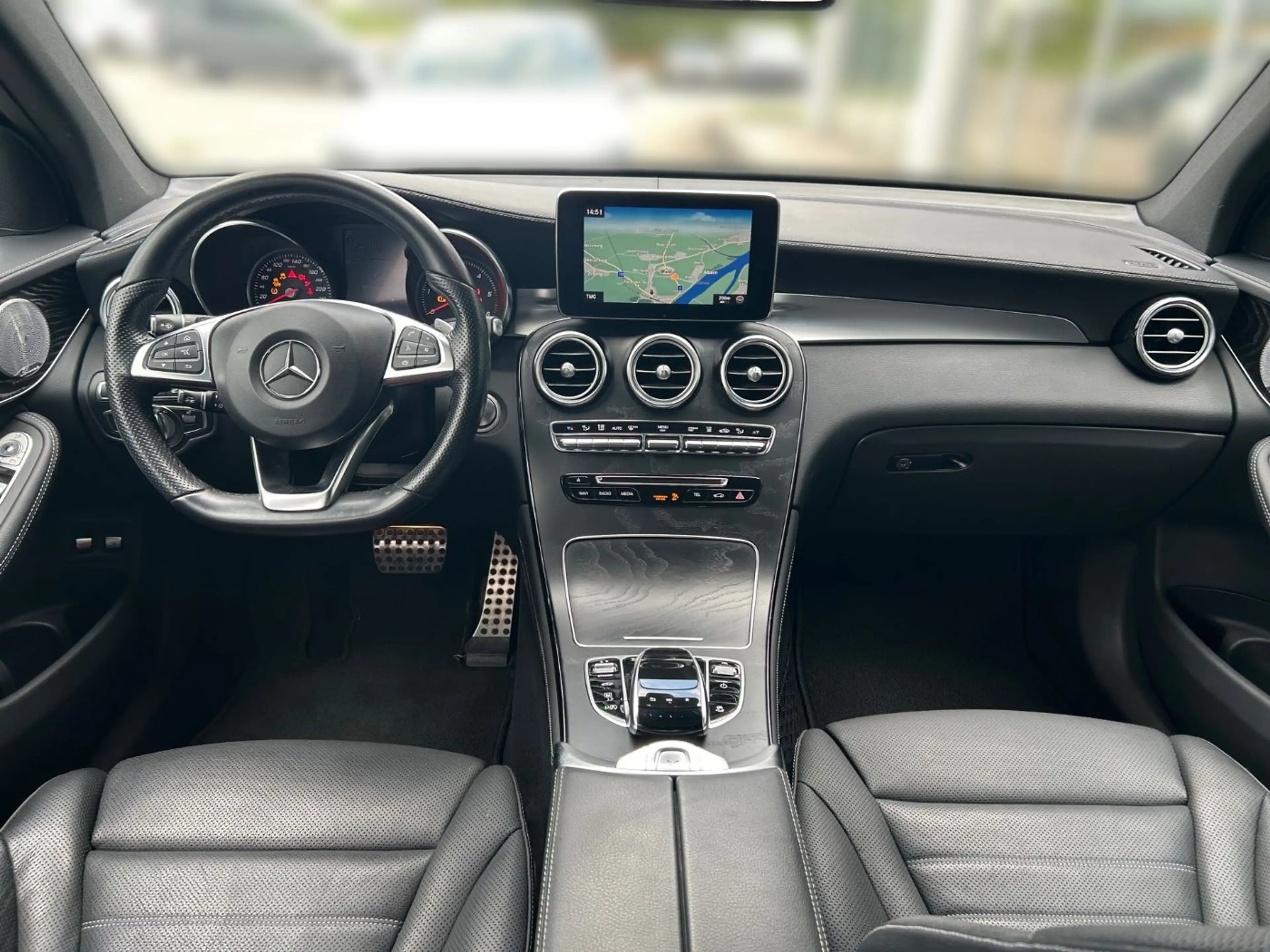 Mercedes-Benz GLC 350 d 4Matic AMG Line AMG Night FAP Ambi COM — photo 11