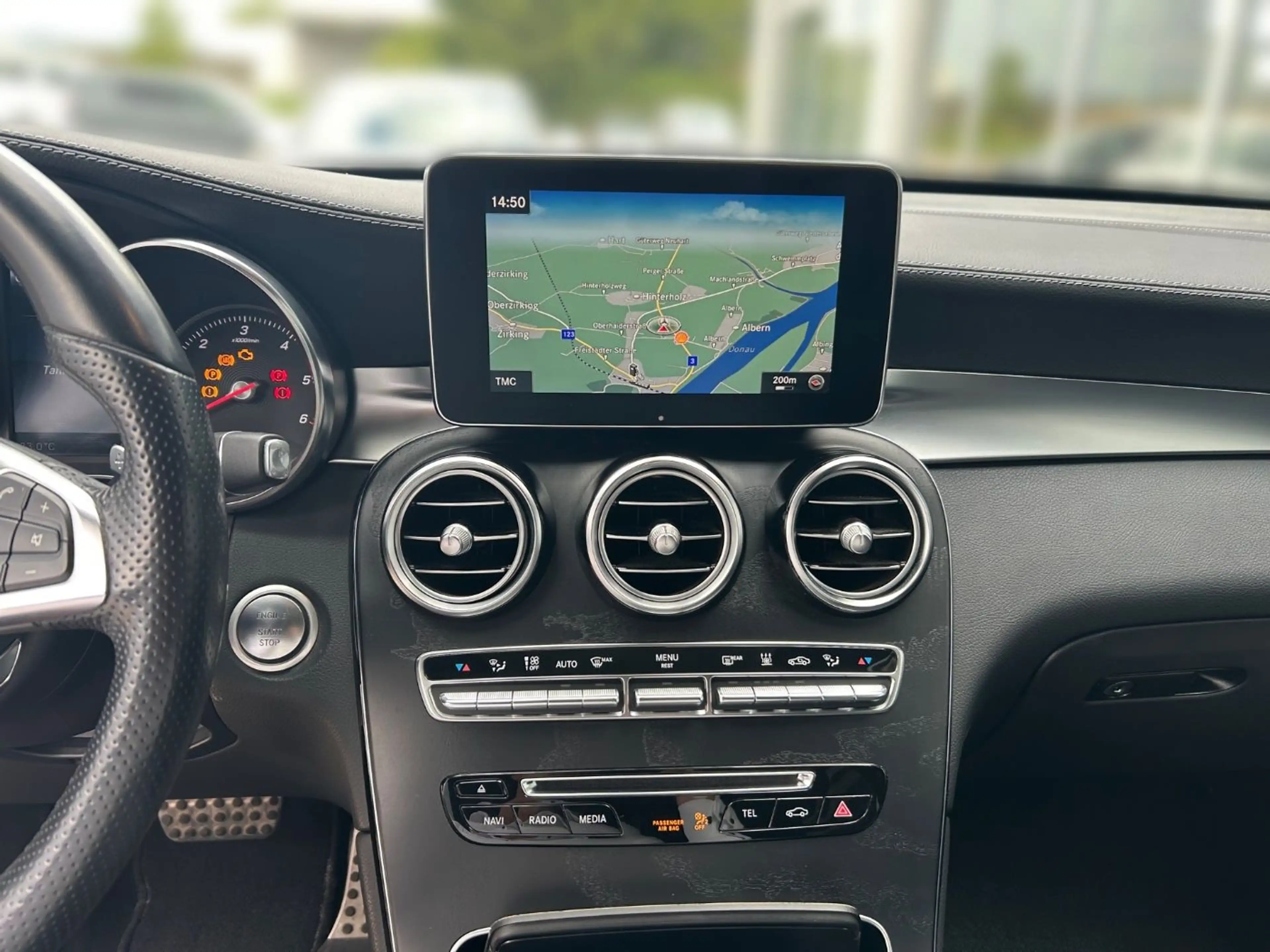 Mercedes-Benz GLC 350 d 4Matic AMG Line AMG Night FAP Ambi COM — photo 10