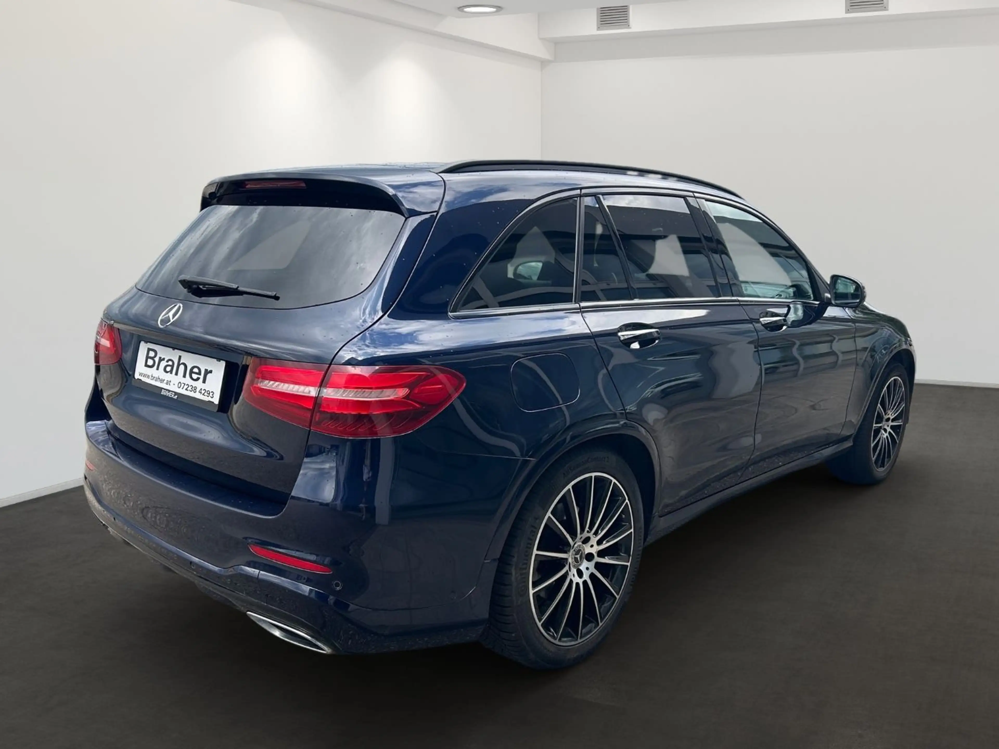 Mercedes-Benz GLC 350 d 4Matic AMG Line AMG Night FAP Ambi COM — photo 4