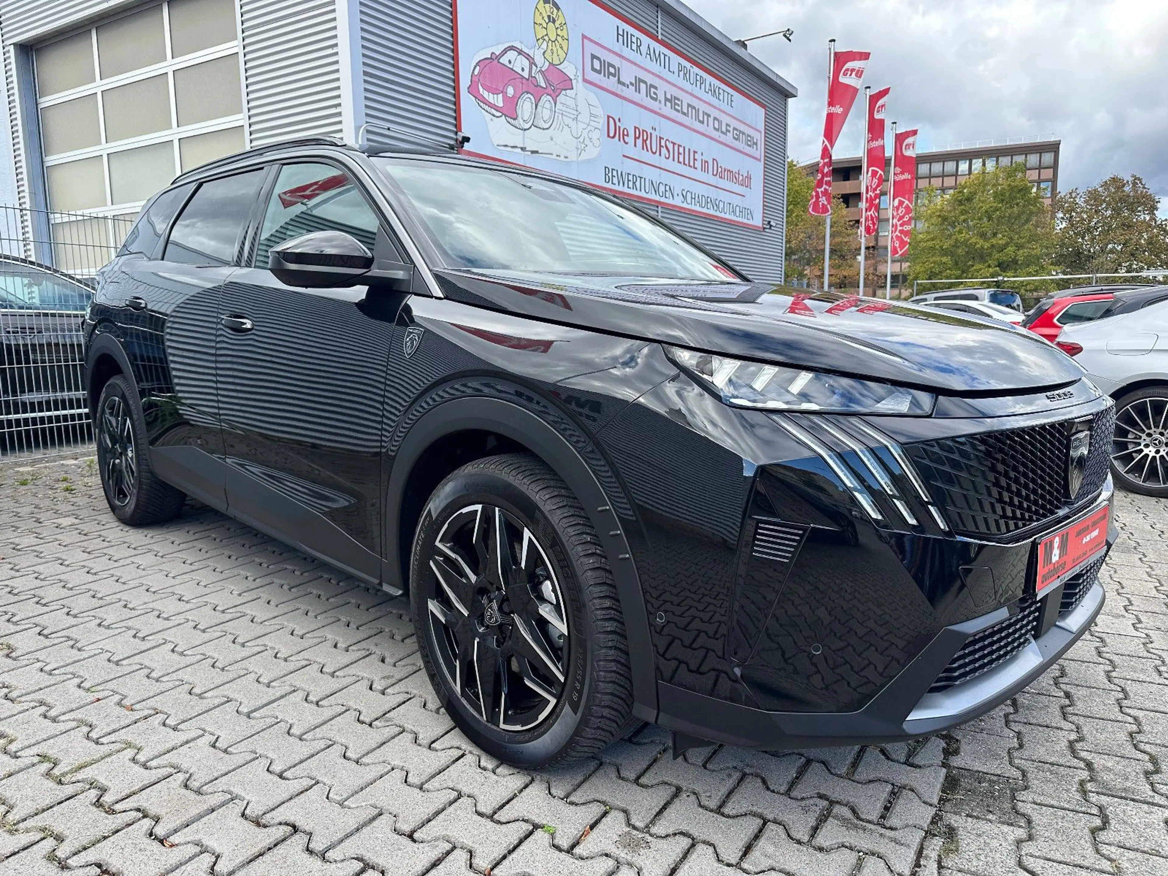 Peugeot 5008 Hybrid 145 GT 7-Sitze ACC/360°/Sh/Assistenz — photo 3