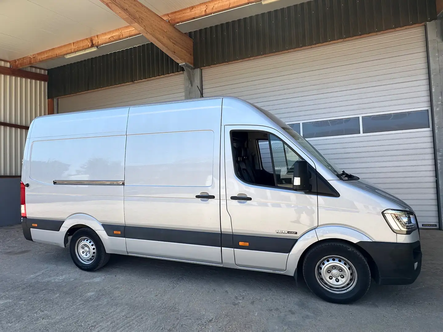 Hyundai H 350 H350 Cargo L3H2 EU6 S Zilver - 2