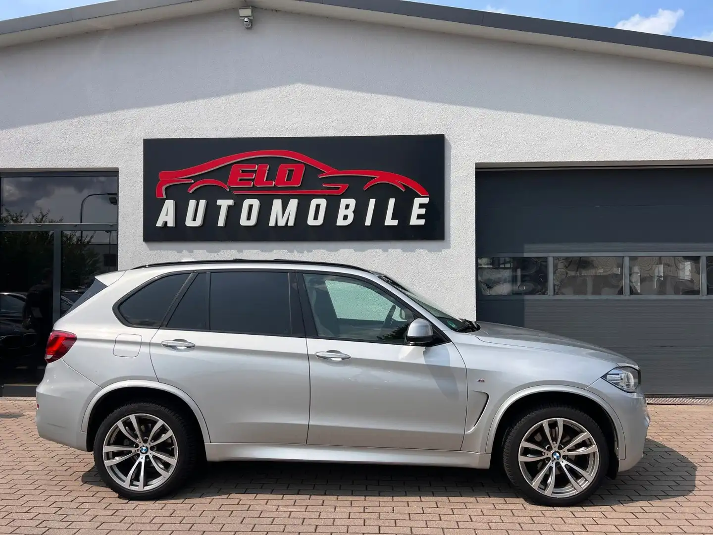 BMW X5 xDrive 25d*M-Paket*Standheizung*360°Kamera*P Silber - 2