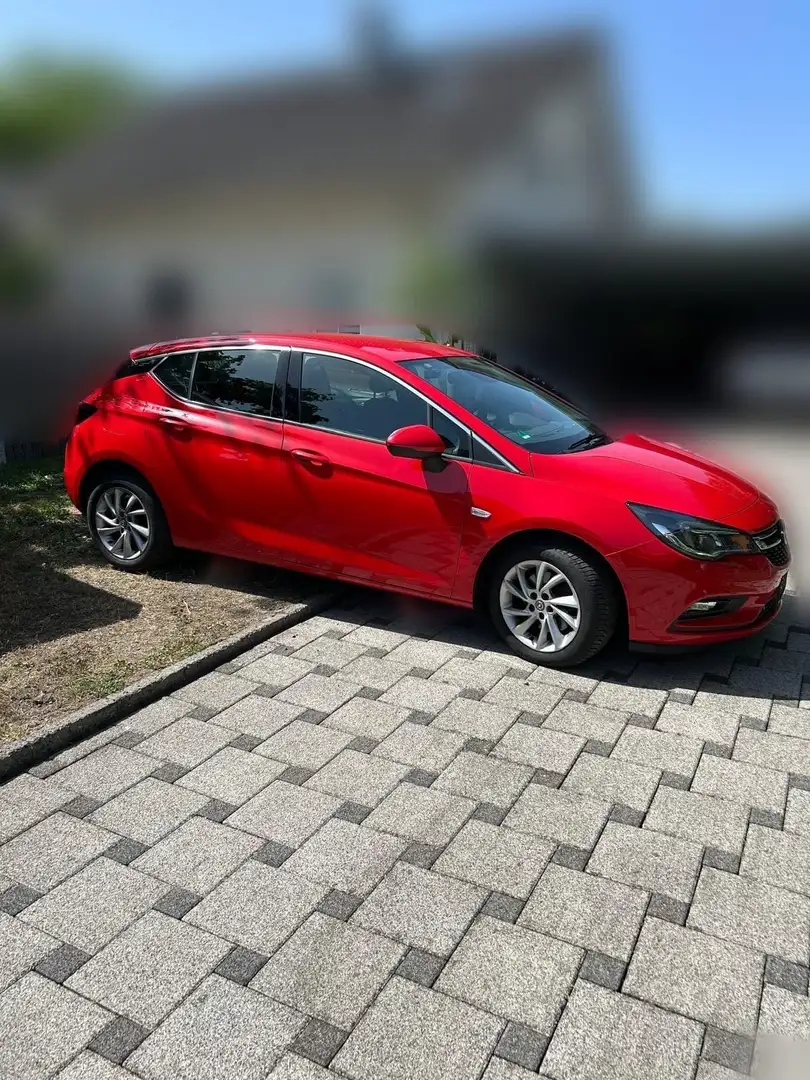 Opel Astra Innovation Rot - 1