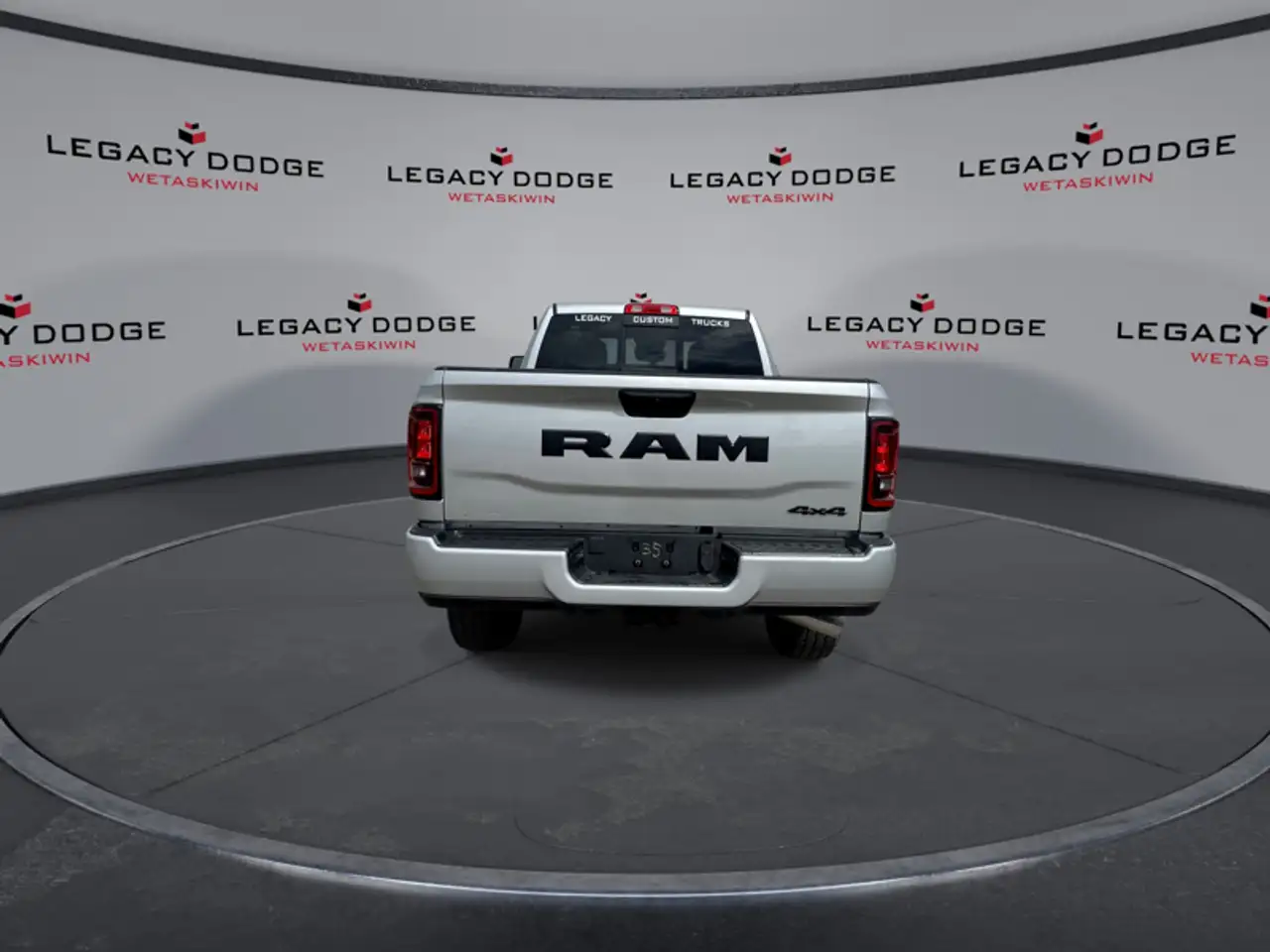 RAM 2500 снимка RAM 2500