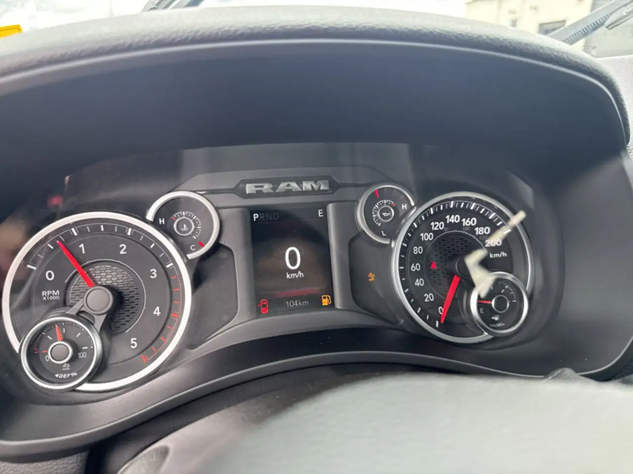 RAM 2500 снимка RAM 2500