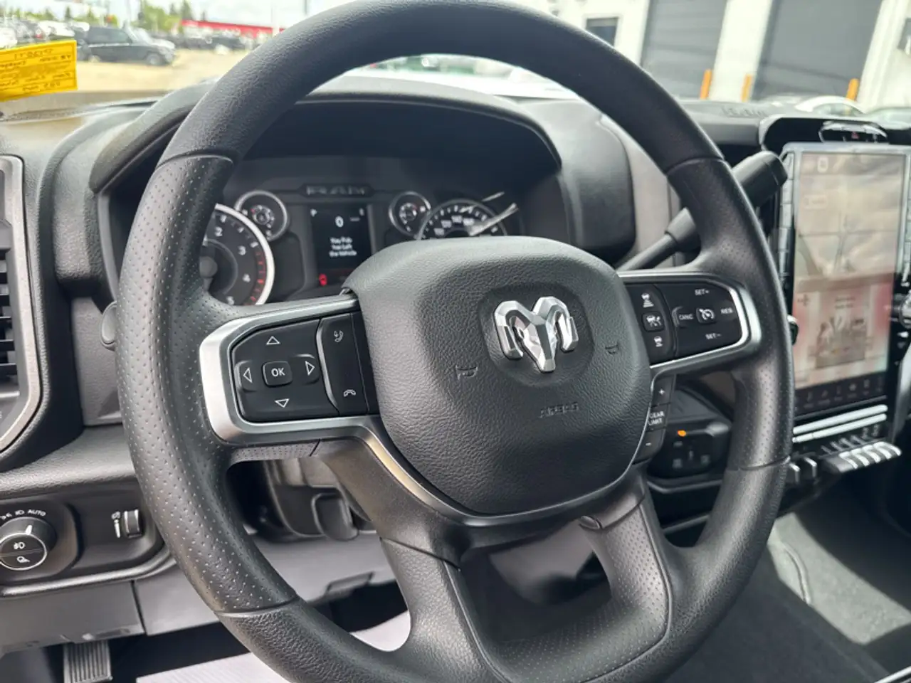 RAM 2500 снимка RAM 2500