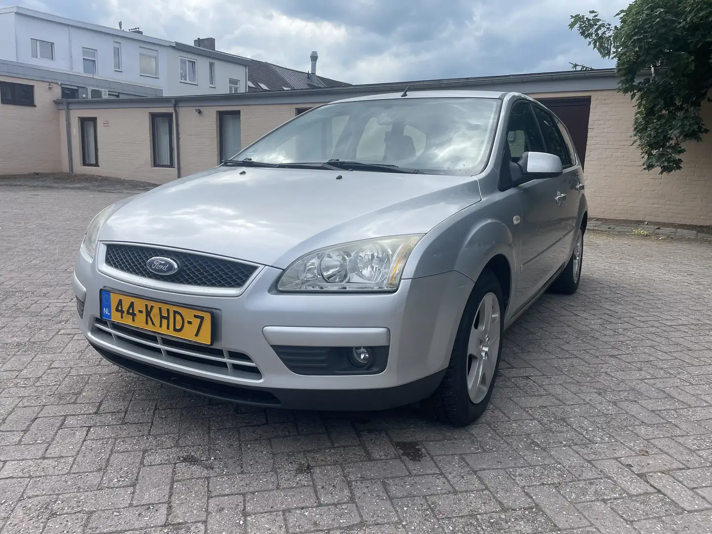 Ford Focus Turnier 1.6 16V Style - 2
